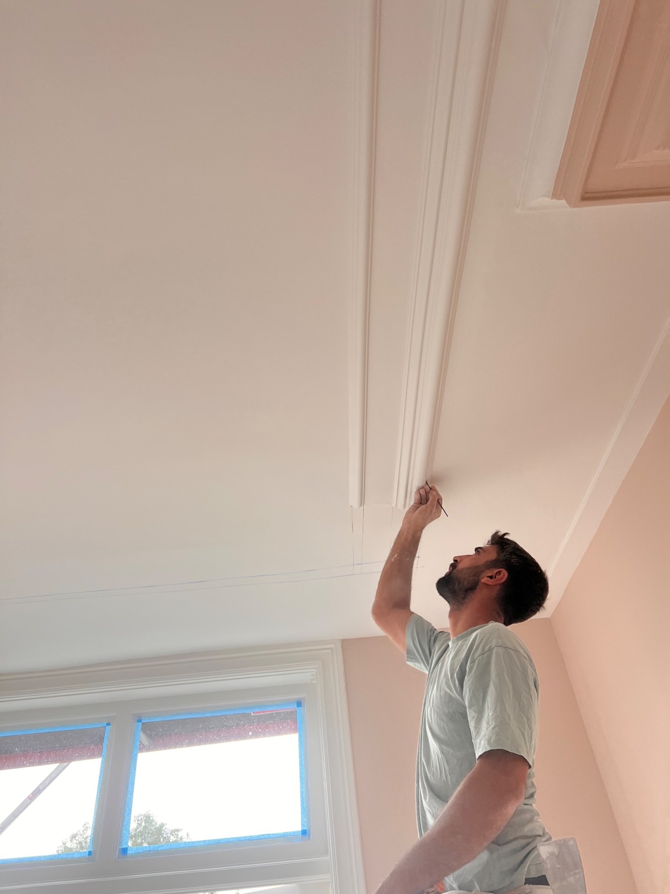 Schilderwerk aan het plafond